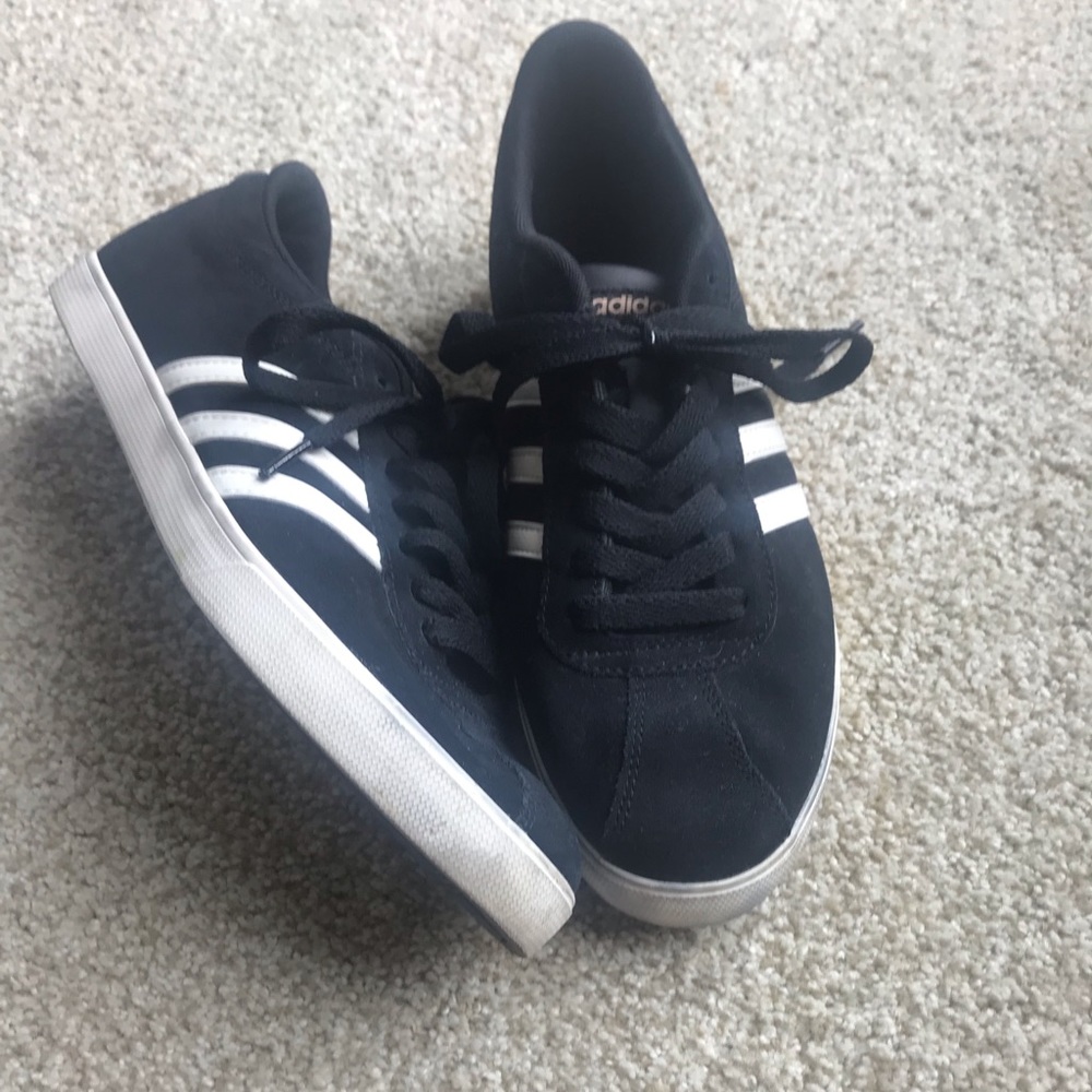 Adidas tennis shoes